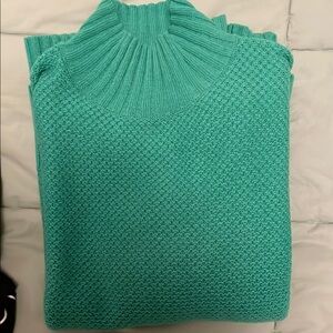 Everlane recycled cashmere sweater